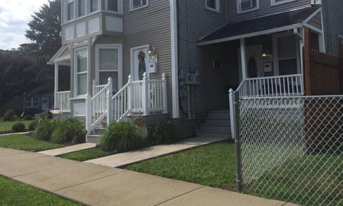 Plains Casa | Victorian-style Outside, 2 Story & Modern Inside - New to Vrbo 4.96 57 Ratings