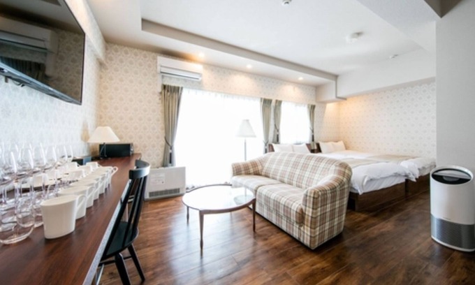 Kotoni Hotel | Victorian style UK family room stay without mea / Sapporo Hokkaidō