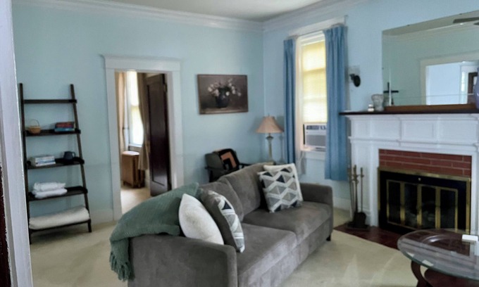 DuBois Casa | Victorian Townhome with Fenced Yard, Walkable area