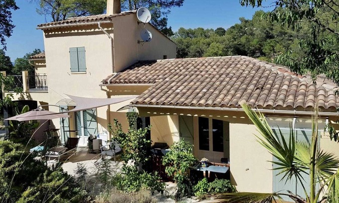 Vidauban Casa | Vido bene Gîte au calme entre terre et mer. A 4 km des commerces et rivière .