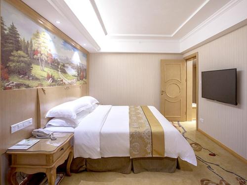 Xindu Hotel | Vienna Hotel Chengdu Dafeng Subway Station