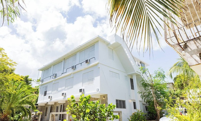 Isabel II Casa | Vieques Tropical Guest House