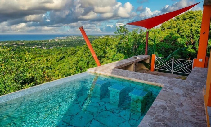 Isabel II Villa | Vieques Villa Gallega - Oceanview w/Infinity Pool