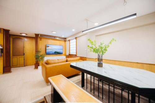 Hang Bai Apartamento | VietHOME - 501 The Wood - 2 bedrooms