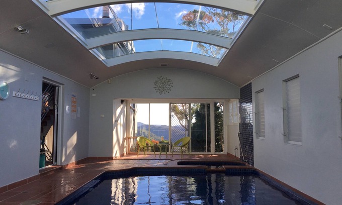 Wentworth Falls Casa | Vista 21 - Vista increíble con piscina cubierta climatizada y spa