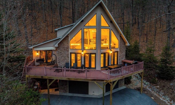 Massanutten Chalet De Esquí | Views, Fire Pit, Game Rm, Theater, Sauna, Poker