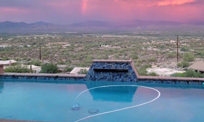 Diamante Del Lago Casa | Views/Modern/Pool/Spa/Sleeps 4