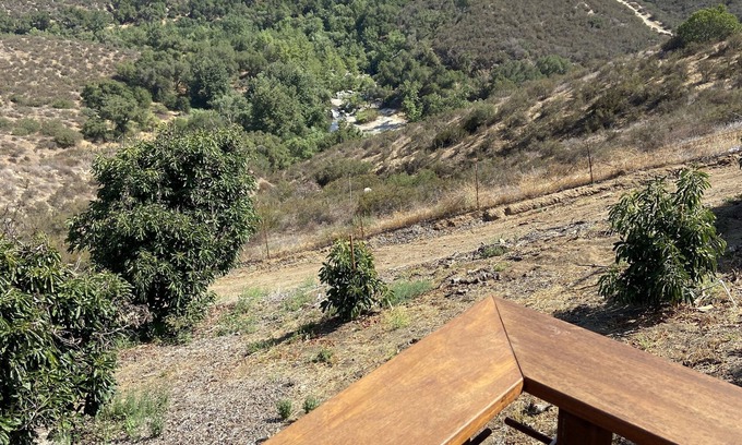 Fallbrook Casa | Views of vineyards and the Santa Margerita river Weekly and monthly discounts