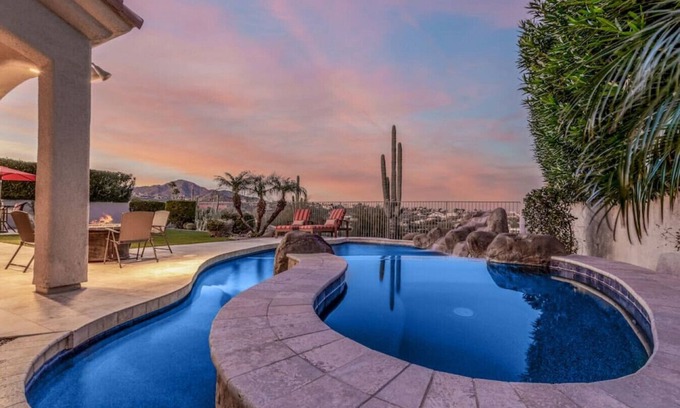 Fountain Hills Casa | Views-Pool-Jacuzzi-Pet Friendly!