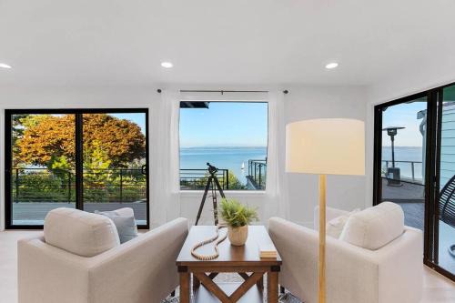 Camano Island Casa | Views, Seclusion, Cozy Island Comfort