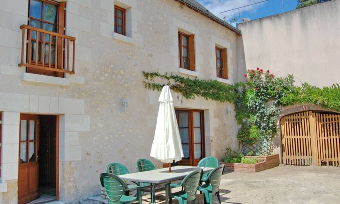 Cangey Cabaña | Casa vinícola del siglo XIX cerca de castillos del Loira, ideal para familias, WiFi, jardín.