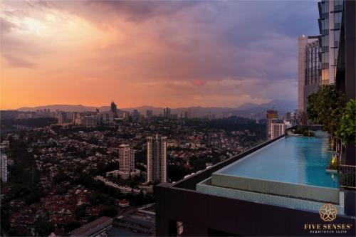 Kampung Haji Abdullah Hukum Apartamento | ViiA Residences Kuala Lumpur, Five Senses