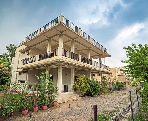 Maihar Casa | Vijay Kadambari House