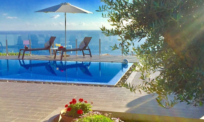 Estreito da Calheta Villa | Villa da Pinheira-III, Hermosa casa, con piscina, 2 dormitorios, 2 baños