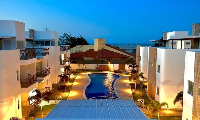 Ponta do Anel Apartamento | Vila do Mar Condominium
