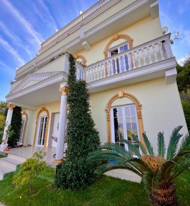 Qerek Villa | Vila Dy Bukurite