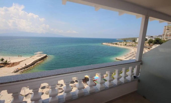 Kodrra Hotel | VILA e BARDHE