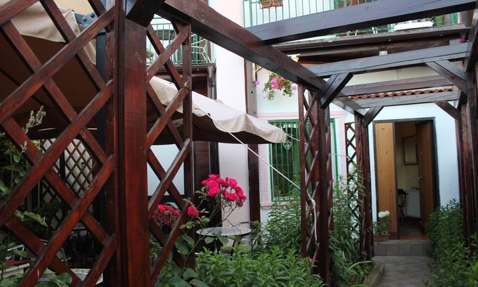 Constanta Cama Y Desayuno | Vila Flavia B&B