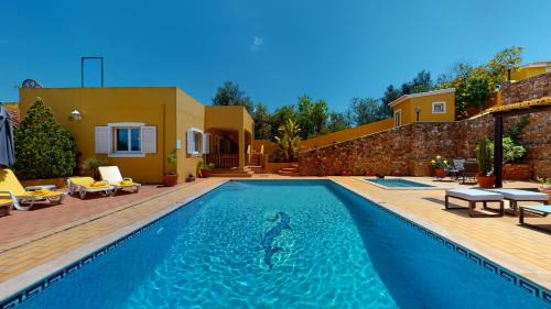 Estombar Villa | Vila Golden Estombar