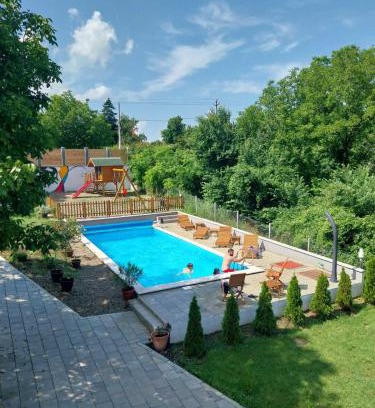 Petrovaradin Villa | Vila Kraljev Breg Fruška Gora