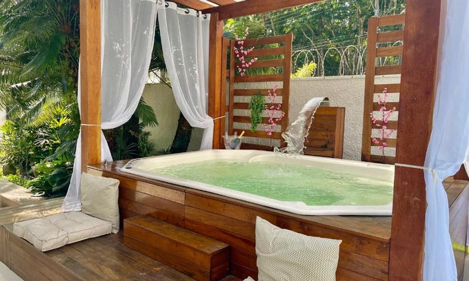 Balneario Praia do Pernambuco Casa | Vila linda com SPA e Piscina a 50 metros da Praia