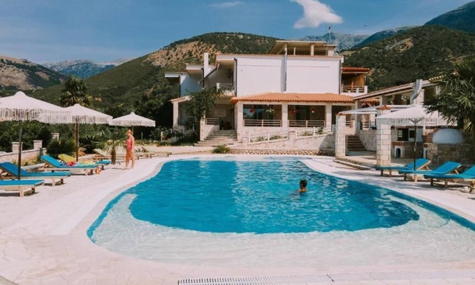 Himare Hotel | Vila Milo