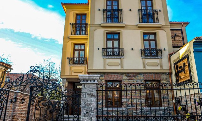 Korce Hotel | Vila Sonnet