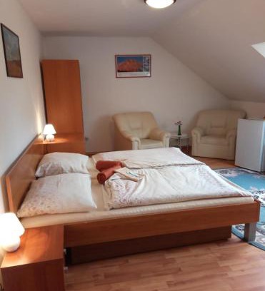 Poprad Casa | Vila Strážan