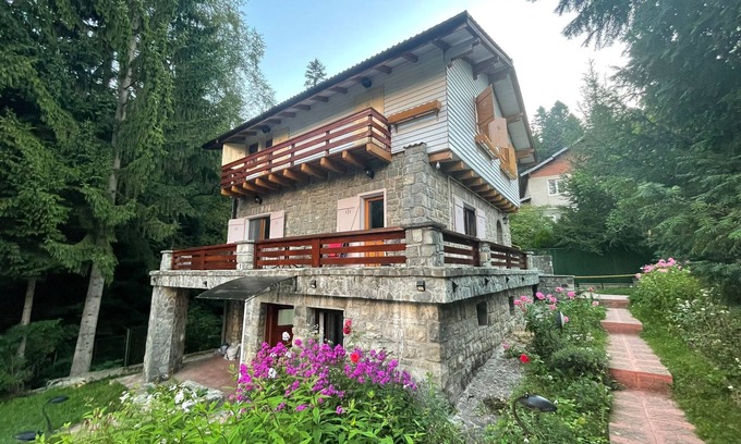 Sinaia Chalet De Esquí | Vila Titulescu - Royal Chalet