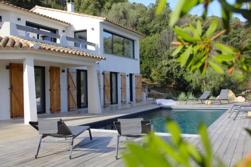 Pinarellu Villa | Villa Pura Vida Di Olmuccio