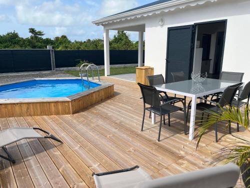 Le Moule Villa | Villa Évasion