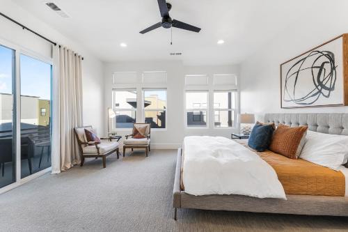 Bloomington Casa | Villa #25 at Bloomington Country Club - Villa Vibes townhouse