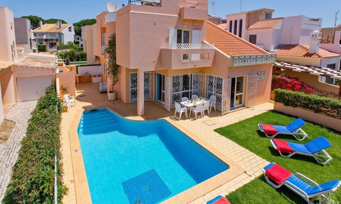 Quarteira Villa | Villa ∙ 4 habitaciones ∙ 8 personas