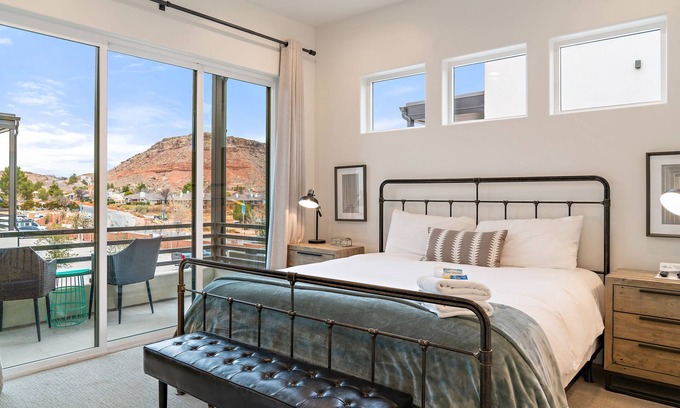 Bloomington Condominio | Nueva Villa 4, todas las Master Suites! ¡Recurso! Bloomington Country Club!