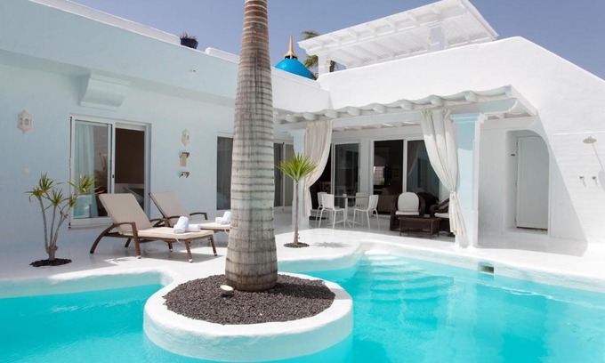 Geafond Villa | Villa 44
