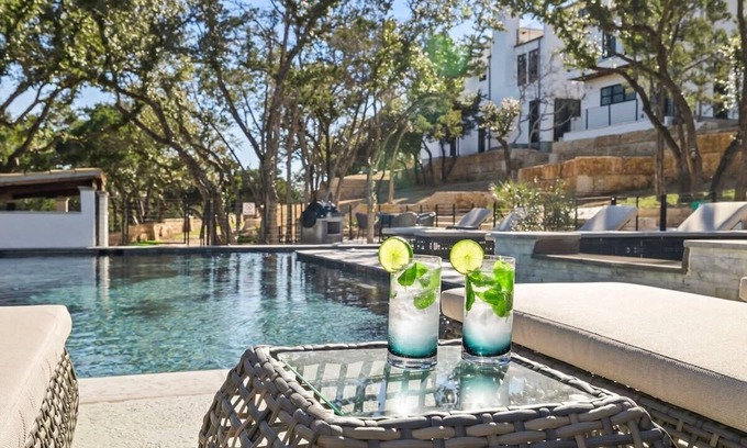 Spicewood Villa | Villa 7: 3-Bedroom|Firepit|Pool|Hot tub|Cornhole