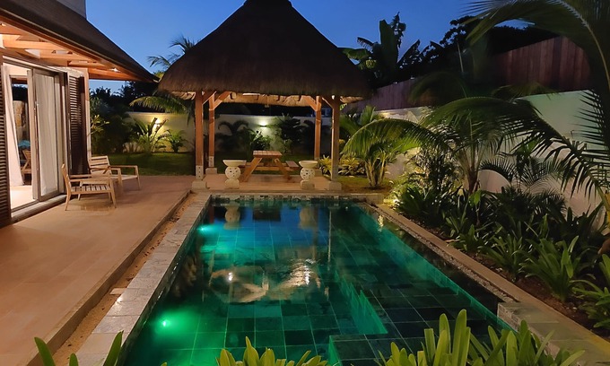 Bain Boeuf Villa | Lujosa y exótica HACIENDA villa con piscina privada