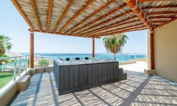 La Paz Villa | Luxurious Villa @ Vistamar, Puerta Cortes Resort