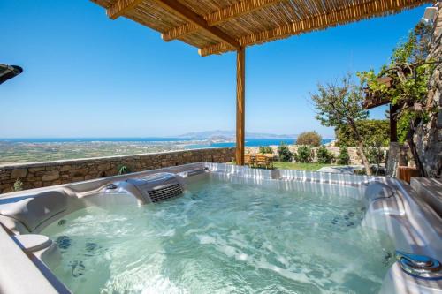 Naxos Town Apartamento | Villa 7Days I Relax with Private Jacuzzi & SeaView