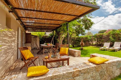 Calvi Villa | Villa "Acacia" très chaleureuse avec beau jardin - 4 à 6 personnes