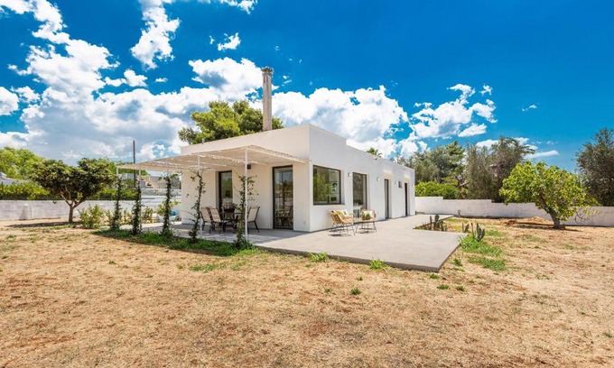 Matino Casa | Villa Acqualuce by BarbarHouse