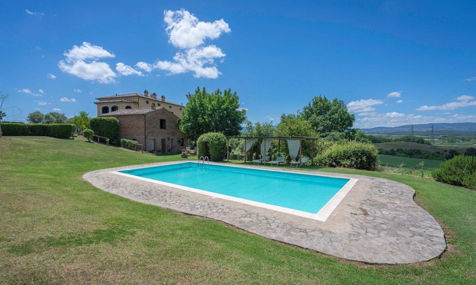 Castiglione del Lago Villa | Villa en Castiglione Del Lago con 7 habitaciones, capacidad 14