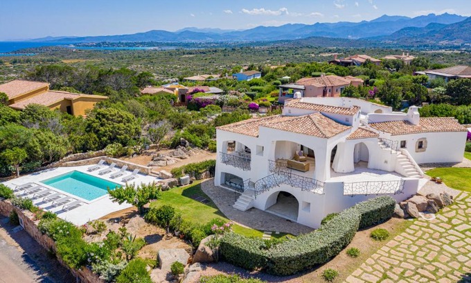 San Teodoro Villa | Villa Adele, con piscina a 700 mt dal mare