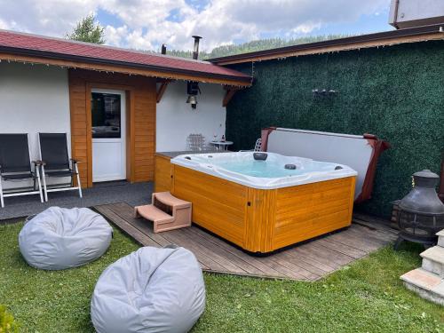 Samokov Apartamento | Villa ADELHEIDE - Spa, BBQ & Jacuzzi