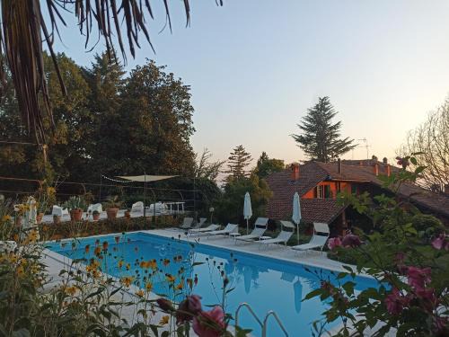 Bra Cama Y Desayuno | VILLA ADRIANA