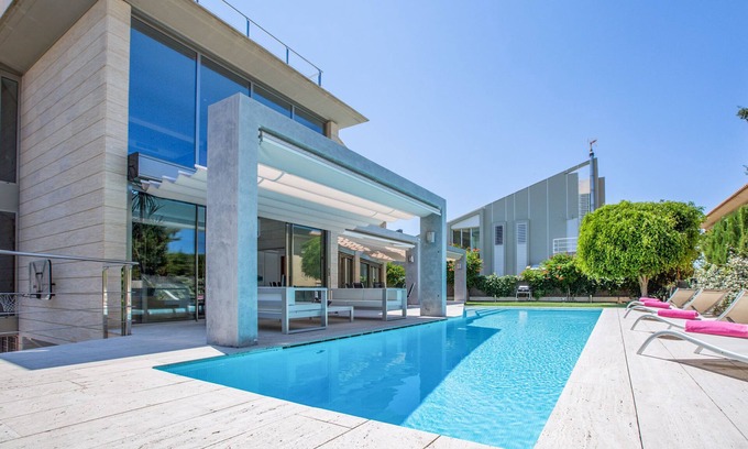 Son Veri Nou Villa | VILLA AGUSMAR - Moderna casa de playa con pequeño gimnasio y zona de ocio, piscina privad