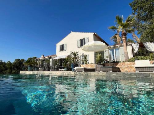 Besse-sur-Issole Cama Y Desayuno | Villa Alba en Provence