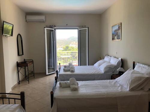 Agia Marina Apartamento | Villa Alexandra