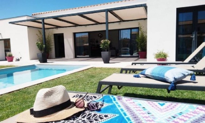 Saint-Martin-de-Crau Casa | VILLA ALPILLES CRAU CAMARGUE