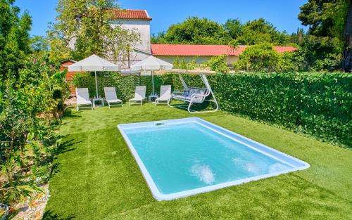 Peroulades Apartamento | Villa Amarilda - Private Pool & Garden in Corfu
